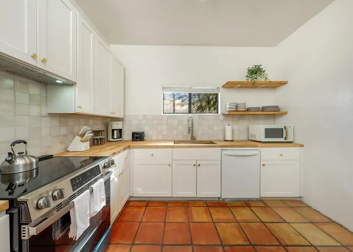 Holiday home And Quiet 2 Bedroom Lovely Remodel Tucson